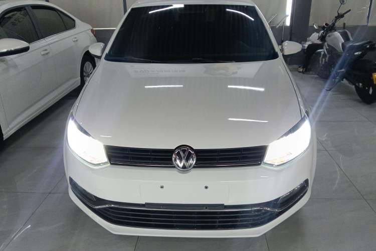 Used Volkswagen Polo 2016 1.6L Automatic Comfort Model Front