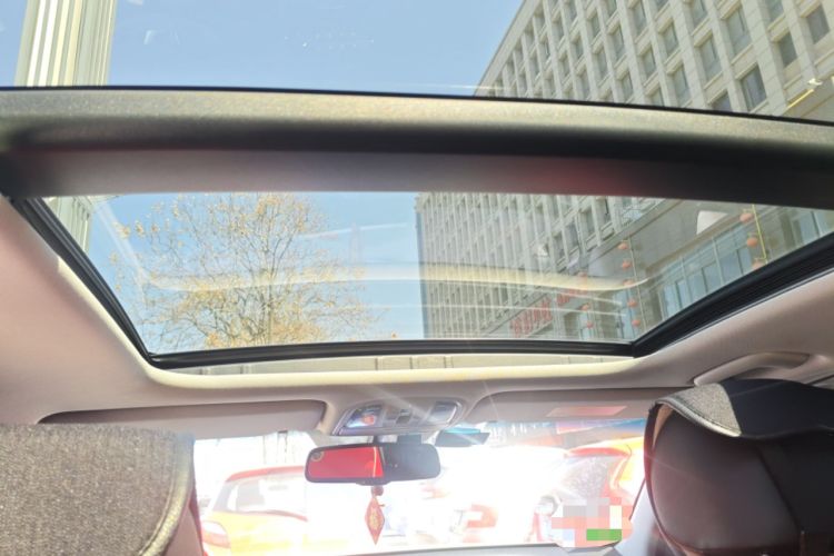 Used Kia K5 2017 2.0L Automatic 15th Anniversary Special Edition LUX
