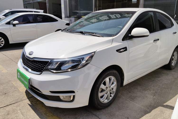 Used Kia K2 2015 Sedan 1.4L MT GLS