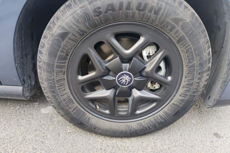 Used BYD Qin PLUS 2025 DM-i Smart Drive 55KM Leading Model