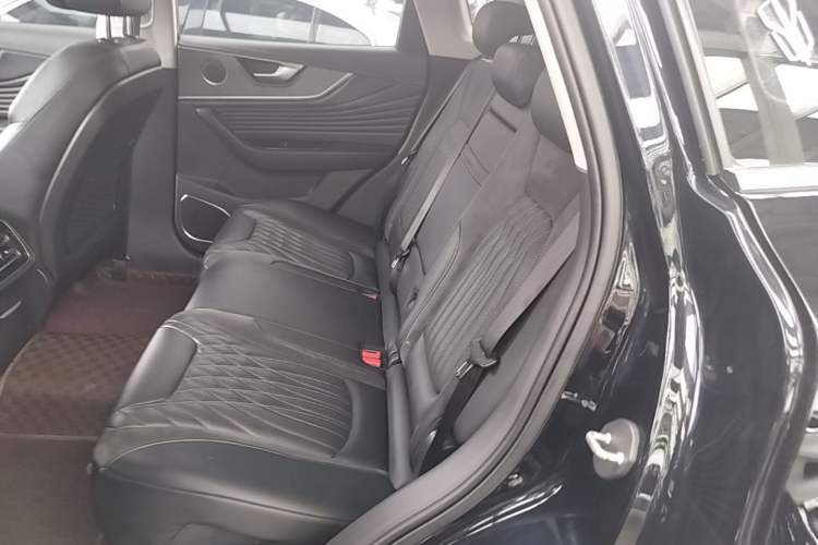 Used Hongqi HS5 2023 2.0T Qixiang Pro Edition