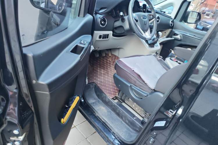 Used JAC Refine M3 2018 IKEA Edition 1.6L Luxury Smart Model
