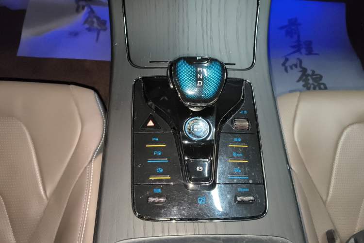 Used BYD Han 2022 EV Genesis Edition 610KM All-Wheel Drive Premium Model
