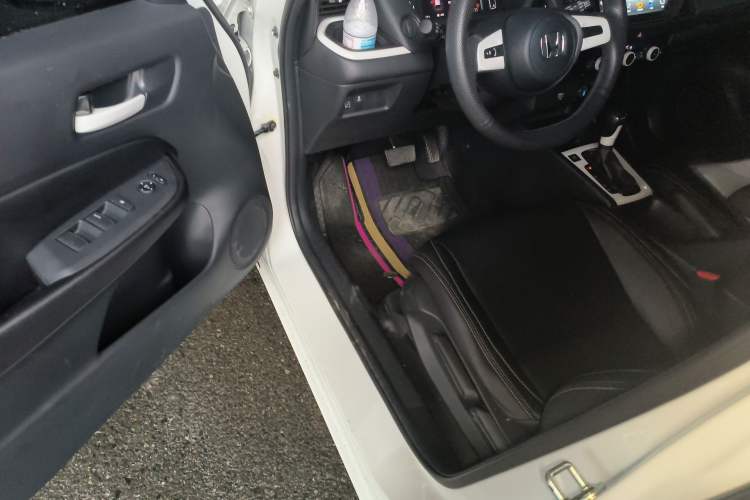 Used Honda Fit 2023 1.5L CVT Trend Edition Interior 3