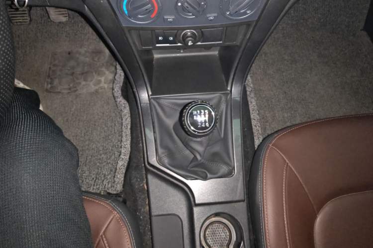 Used Great Wall Wingle 5 2020 2.0T Diesel Two-Wheel-Drive Elite Version Big Double Cab China VI Standard GW4D20M