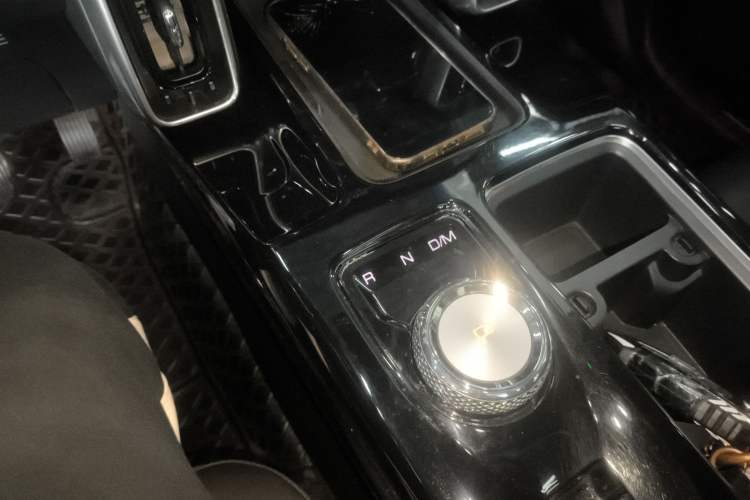 Used Haval DARGO 2022 1.5T DCT Two-Wheel Drive Mastiff Pursuit Edition Gear Lever