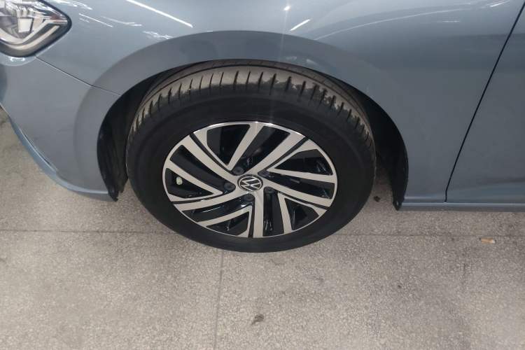 Used Volkswagen Lavida 2023 280TSI DSG Full-Comfort Edition Left Front Wheel Hub