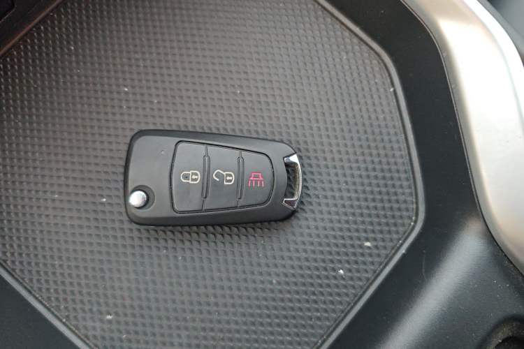 Used Great Wall King Kong Poer 2024 2.0T Automatic 8AT Diesel Two-Wheel-Drive Elite Flatbed
