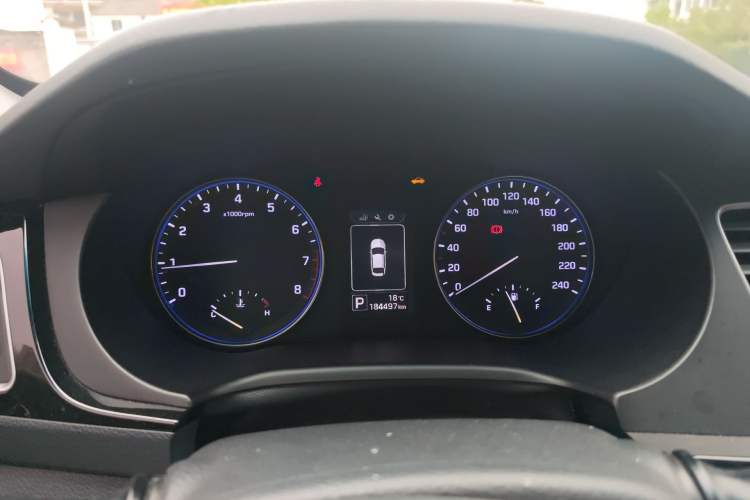 Used Hyundai Mistra 2014 1.8L Automatic Smart GLS Instrument Cluster