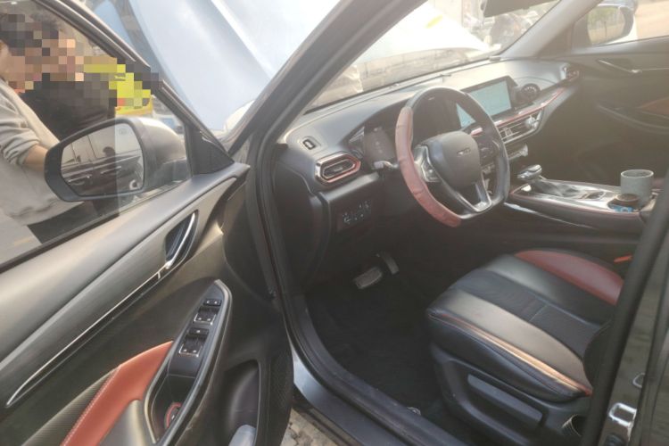 Used CHANGAN OSHAN X5 2021 Revised Version 1.5T DCT Luxury Edition Driver Seat