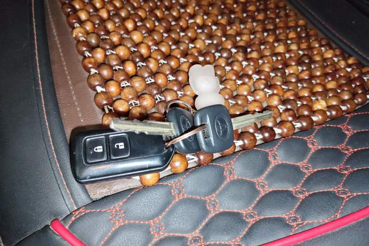 Used Toyota YARiS L Zhi Xuan 2016 Revised 1.5E CVT Charming Edition
