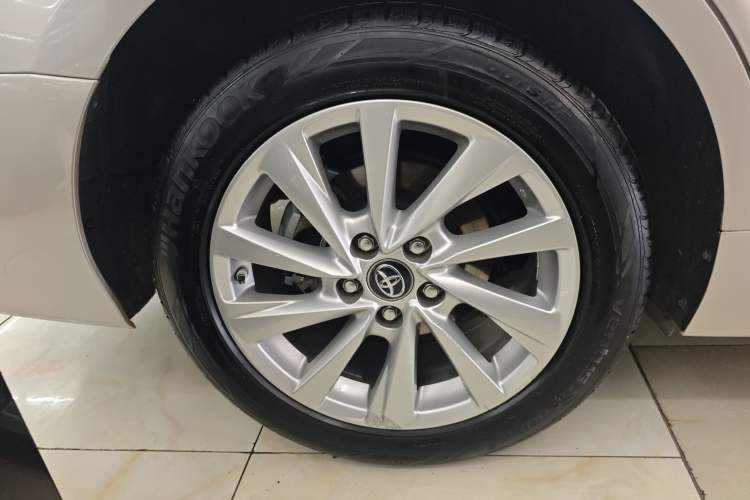 Used Toyota Camry 2021 2.0G Luxury Edition Right Rear Wheel Hub
