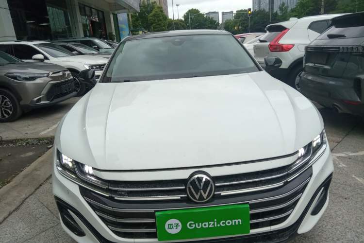 Used Volkswagen FAW-Volkswagen CC 2021 380TSI Striking Edition
