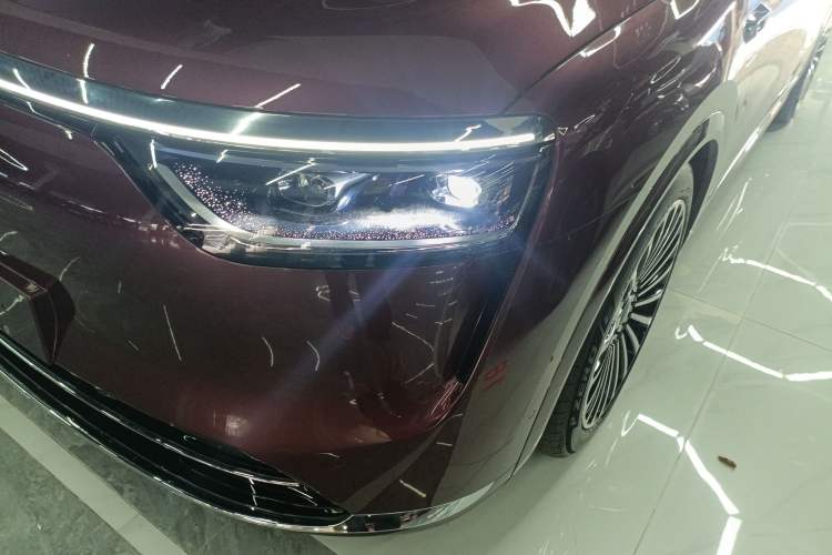 Used Hima AITO M8 2025 Extended-Range Ultra Version 53.4 kWh 5-Seater Edition