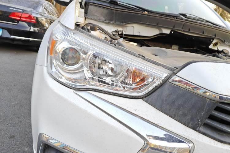 Used Mitsubishi ASX 2018 2.0L CVT Two-Wheel Drive Deluxe Edition