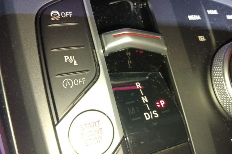 Used BMW 3 Series 2025 325i M Sport Package Gear Lever