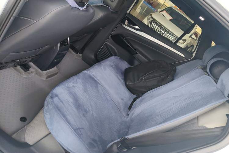 Used Volkswagen ID.4 CROZZ 2024 Pure Edition Limited Edition Left Rear Seat