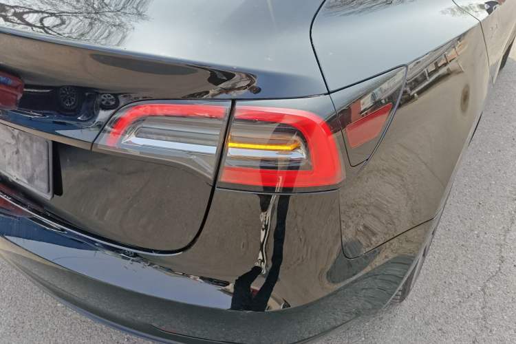 Used Tesla Model 3 2022 Performance High-Performance All-Wheel-Drive Version
