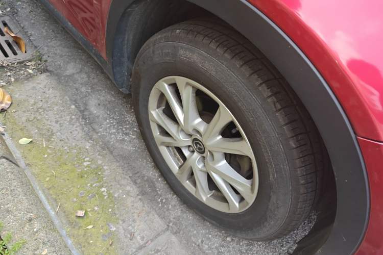 Used Mazda CX-4 2016 2.0L Automatic 2WD Blue Sky Luxury Edition
