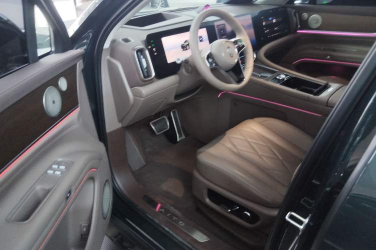 Used Hima AITO M9 2024 Range-Extended Max Edition 42 kWh 5-Seater Version