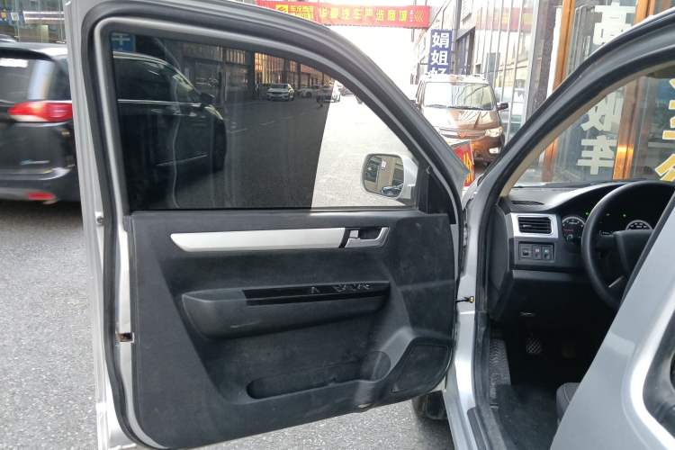 Used Chana F300 2022 1.5L "True Fragrance" Long-Wheelbase DAM15KL
