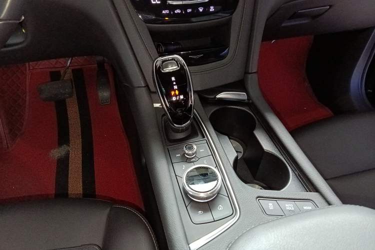 Used Cadillac XT6 2021 2.0T 6-Seater Two-Wheel Drive Luxury Version