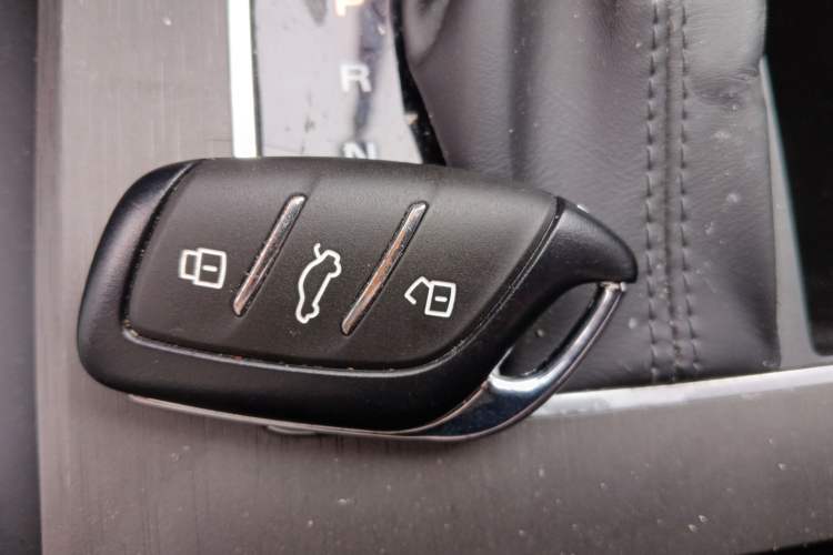 Used Roewe i5 2023 1.5L CVT Luxury Edition Interior 1