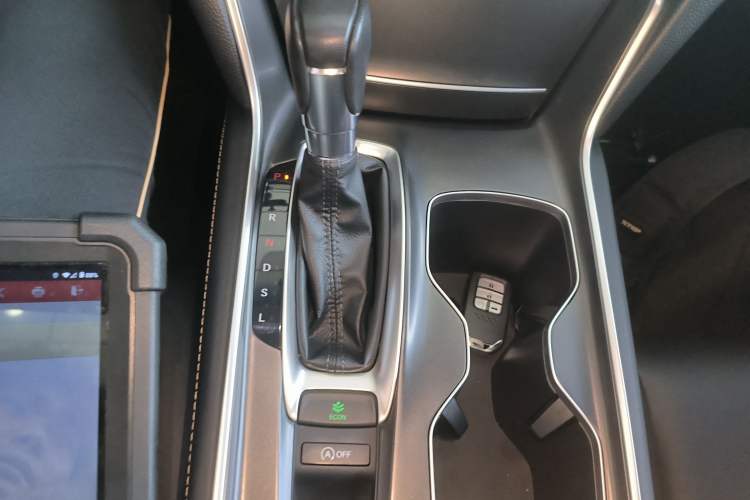 Used Honda Accord 2022 260TURBO Phantom Night · Prestige Edition Gear Lever