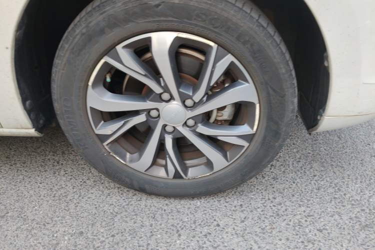 Used Haval JOLION 2021 1.5T Automatic Big Second Edition Right Front Wheel Hub