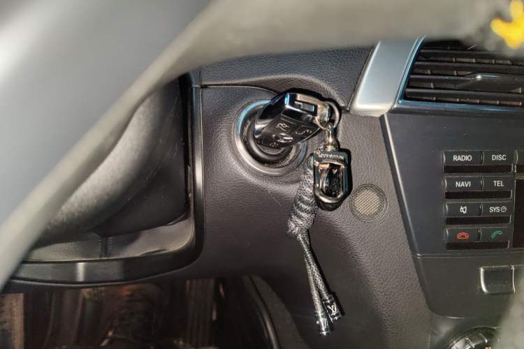 Used Mercedes-Benz C-Class 2011 C 200 Fashion Travel Edition
