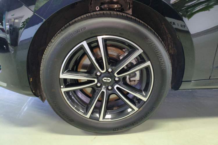 Used Hima AITO M5 2025 Extended-Range Ultra Rear-Wheel-Drive Version
