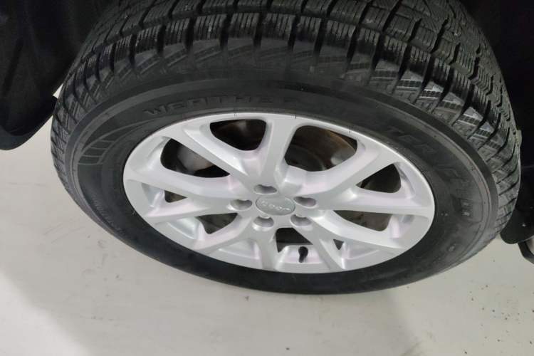 Used Jeep Cherokee 2017 2.0L Superior Edition