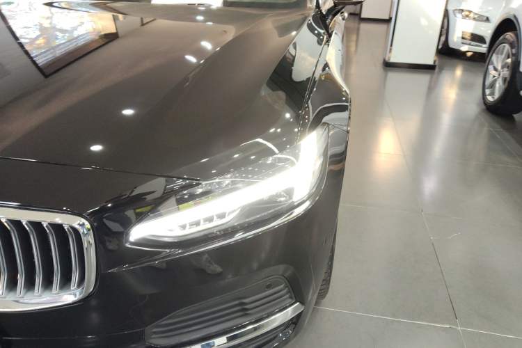 Used Volvo S90 New Energy 2024 Plug-in Hybrid Four-Wheel Drive Long-Range Luxury Smart Edition
