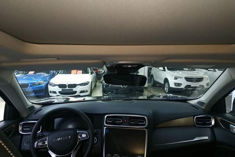 Used Lynk & Co 01 2019 2.0T Two-Wheel-Drive Pro Version China VI Standard
