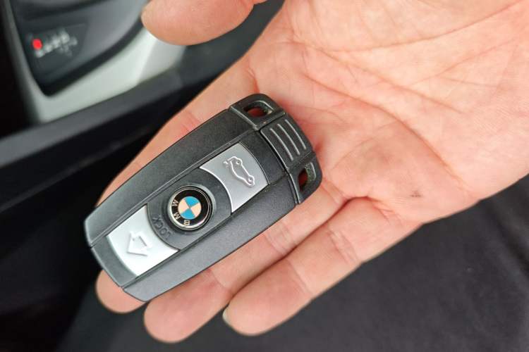 Used BMW X1 2012 sDrive18i Fashion Model Vehicle Key