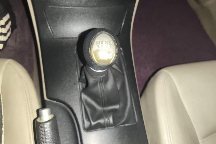 Used Bestune B70 2010 2.0L manual Elite version