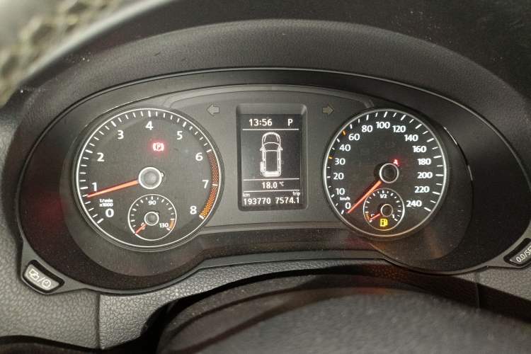 Used Volkswagen Sharan 2013 1.8TSI Standard Model Euro IV Instrument Cluster
