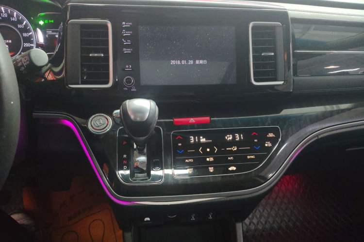 Used Honda Elysion 2019 2.0L Hybrid Luxury Edition