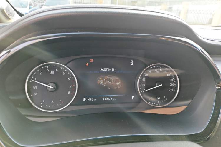 Used Buick GL8 2023 Land Executive Class Smart Enjoyment Model
