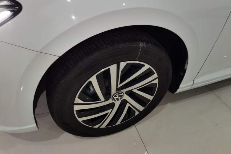 Used Volkswagen Lavida 2023 300TSI DSG Full-Comfort Edition
