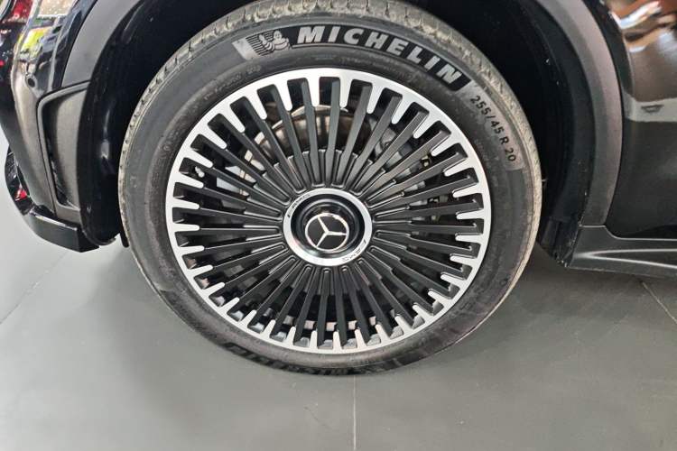 Used Mercedes-Benz GLC 2021 GLC 300 L 4MATIC Dynamic Model Exterior 4