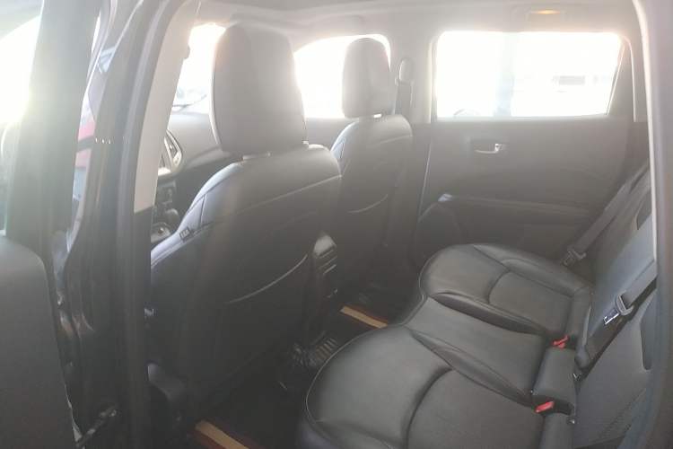 Used Jeep Compass 2017 200T Automatic Family Edition