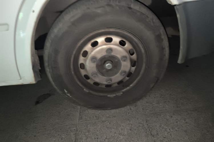 Used Ford Classic Transit 2016 2.8T Diesel Short-Wheelbase 6-Seater Mid-Roof Multifunction Vehicle JX493ZLQ4
