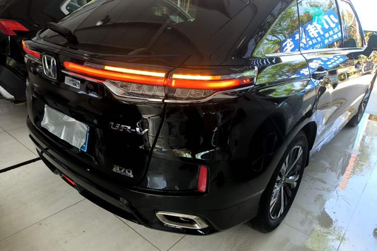 Used Honda UR-V 2020 370TURBO Two-Wheel Drive Luxury Edition Exterior 3