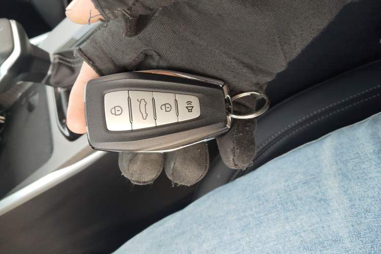 Used Geely Auto Emgrand 2025 4th Generation 1.5L CVT Longteng Edition
