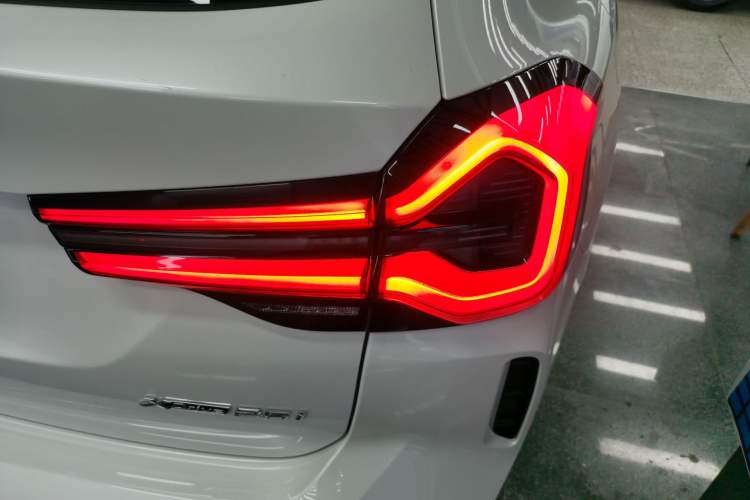 Used BMW X3 2022 Restyled xDrive25i M Sport Package Exterior 3