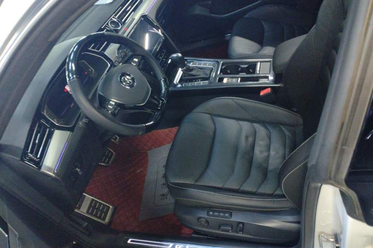 Used Volkswagen FAW-Volkswagen CC 2020 330TSI Glamour Edition China VI Standard Left Front Seat