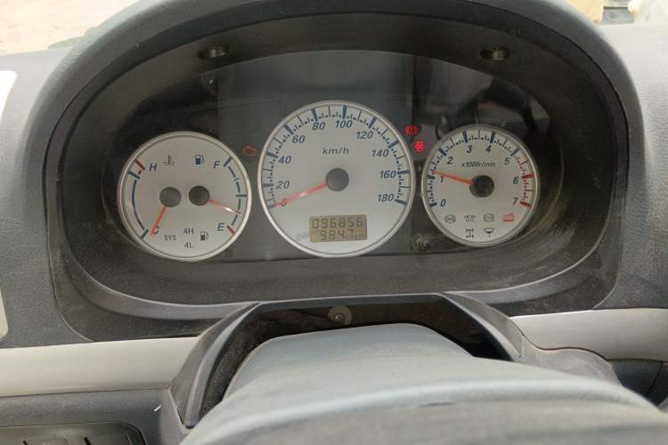 Used King Long Golden Way 2018 2.0L Business Series 4G20