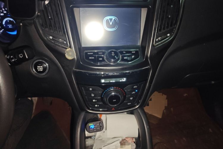 Used CHANGAN CS75 2016 2.0L Manual Luxury Version China V Standard Audio And AC Panel