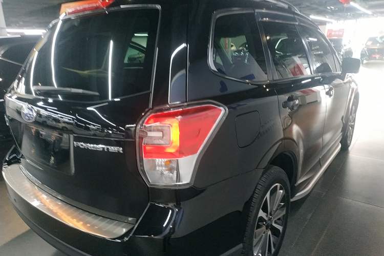 Used Subaru Forester 2018 2.0i Luxury Navigation Edition Rear Right 45 Deg